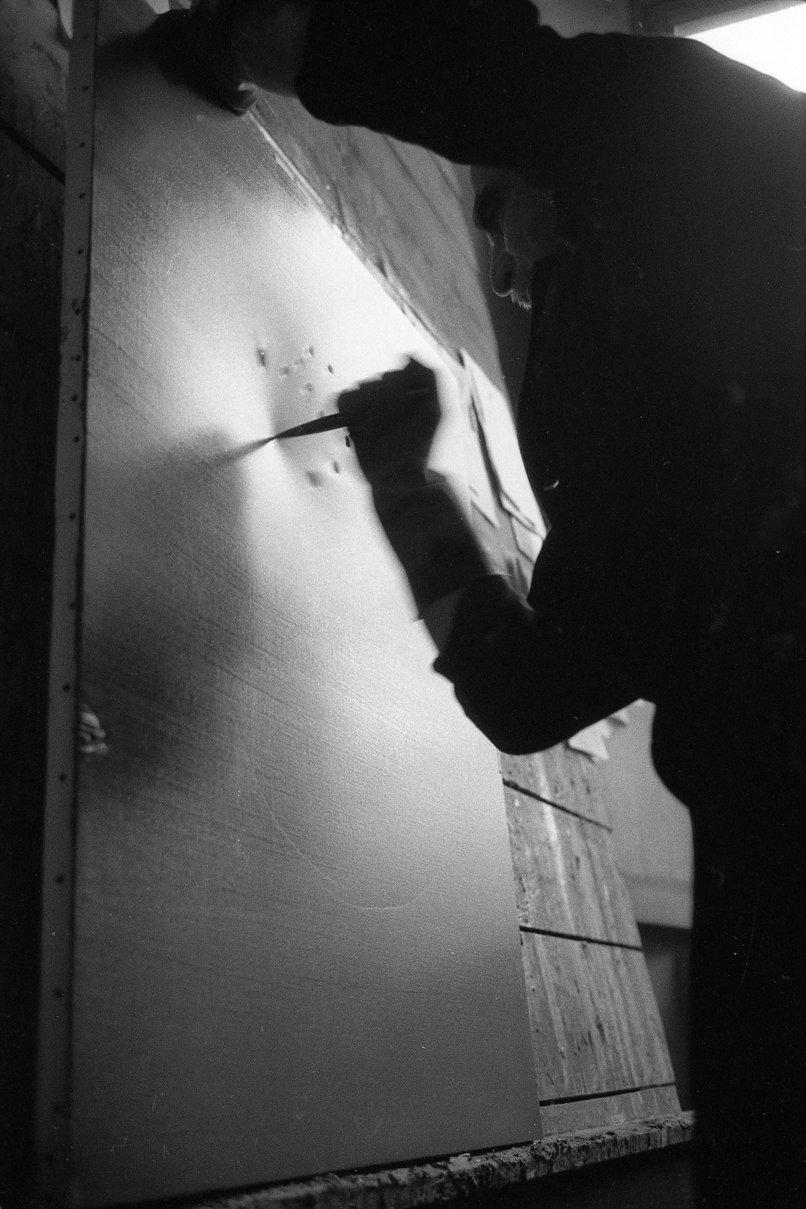 Lucio Fontana, The Sun, Milan (2)